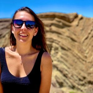 Meet your Posher, Viviane